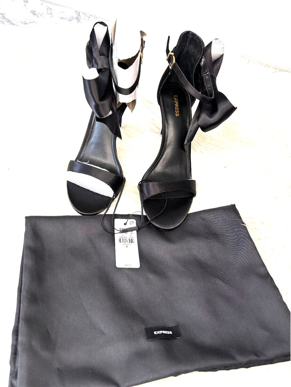 Women’s EXPRESS Ankle Bow Strap Pumps Black Size 10 NWT Dust Bag Included
